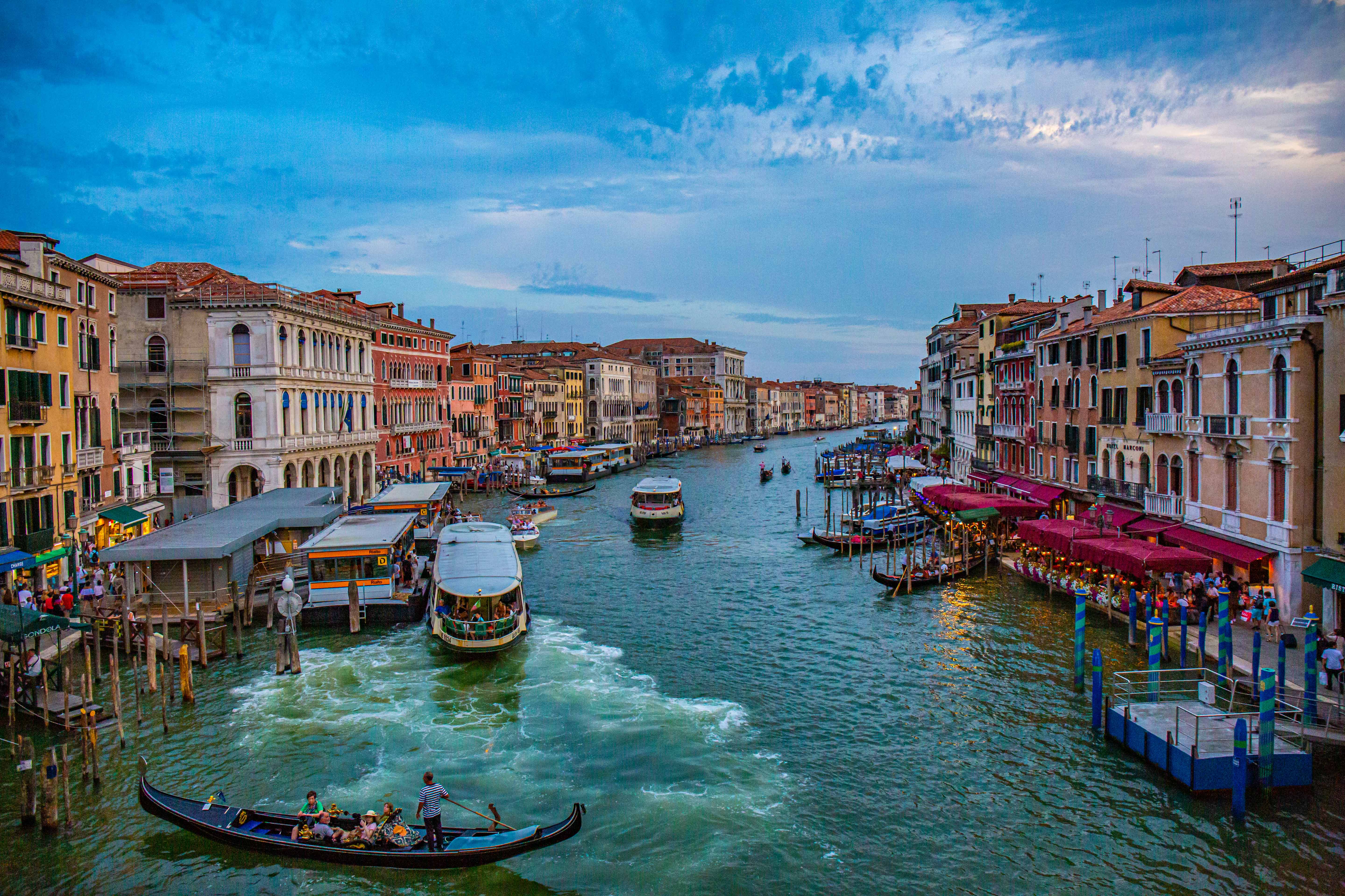 A view of Venice, Italy canal taken from bridge 1 66f317bf e0da 44c4 8df6 ece183e70808